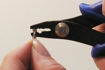 How to use crimp bead covers How to use crimp bead covers