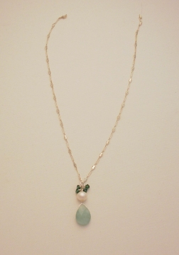 Pearl and crystal necklace project