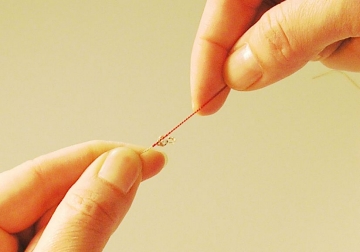 How to string beads and how to knot How to string beads and how to knot