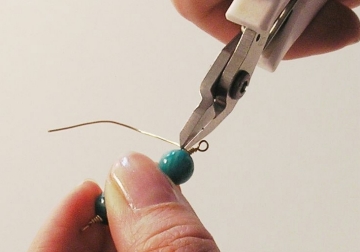 Photo of how to wire wrap a chain