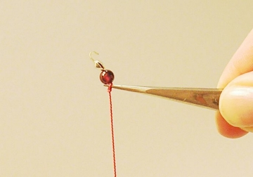 How to string beads and how to knot How to string beads and how to knot