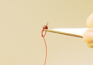 How to string beads and how to knot How to string beads and how to knot